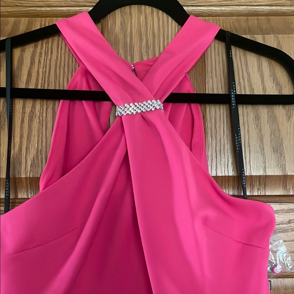 Elegant Pink Sleeveless Dress